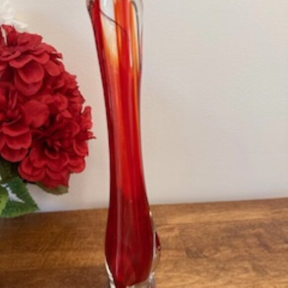 Vintage ruby red swung art glass vase midcentury modern bud vase retro home deco - Picture 9 of 9